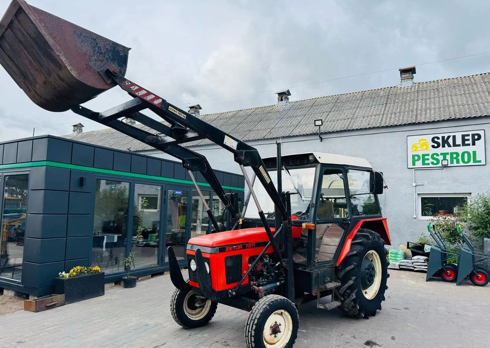 Zetor 7211 - Traktors: foto 1 Zetor 7211 - Traktors: foto 1