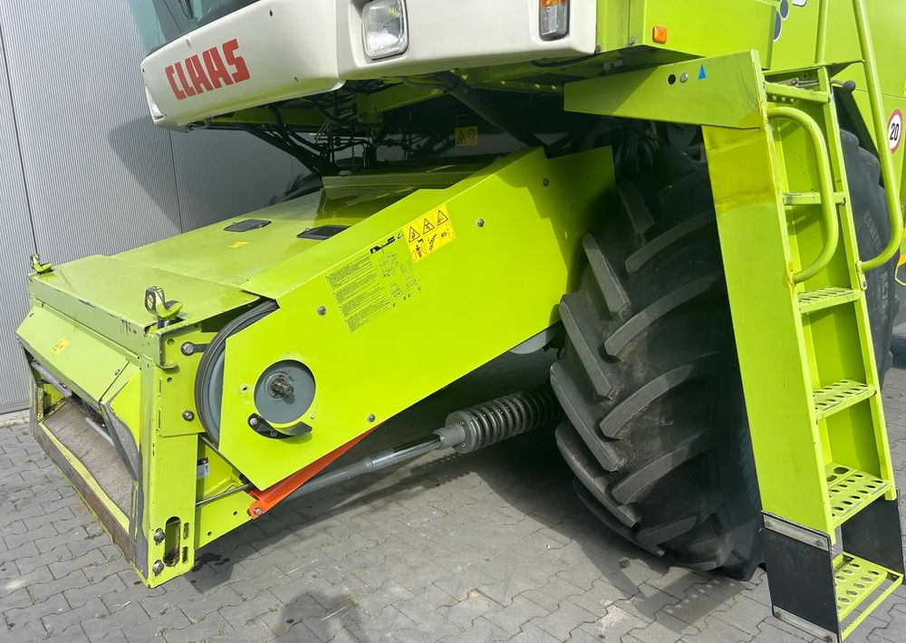 Claas Mega 360 - Labības kombains: foto 3 Claas Mega 360 - Labības kombains: foto 3