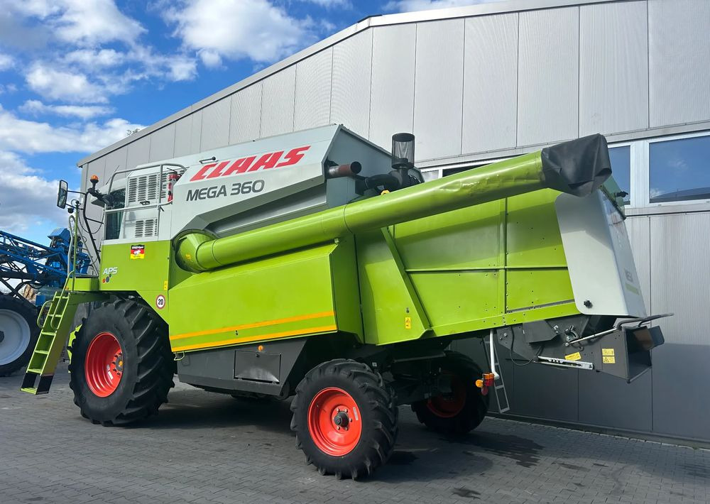 Claas Mega 360 - Labības kombains: foto 2 Claas Mega 360 - Labības kombains: foto 2