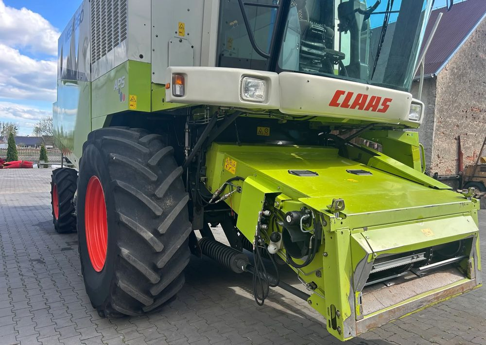 Claas Mega 360 - Labības kombains: foto 4 Claas Mega 360 - Labības kombains: foto 4