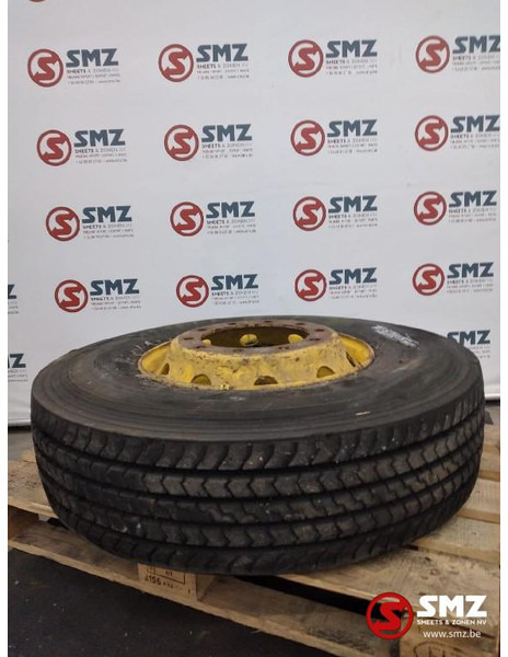 Bridgestone Occ vrachtwagenband Bridgestone 12R22.5 - Riepa - Kravas automašīna: foto 1 Bridgestone Occ vrachtwagenband Bridgestone 12R22.5 - Riepa - Kravas automašīna: foto 1