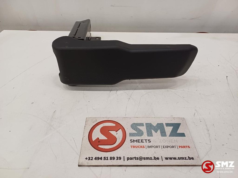 Caterpillar Armrest right Caterpillar - Kabīne un interjers - Kravas automašīna: foto 4 Caterpillar Armrest right Caterpillar - Kabīne un interjers - Kravas automašīna: foto 4