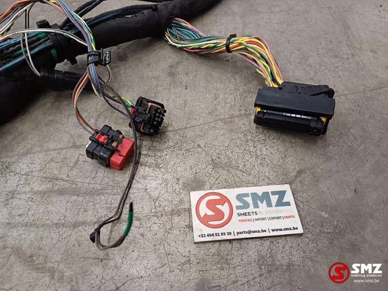 Caterpillar Cabin wire harness Caterpillar - Kabeļis/ Vadis - Kravas automašīna: foto 5 Caterpillar Cabin wire harness Caterpillar - Kabeļis/ Vadis - Kravas automašīna: foto 5