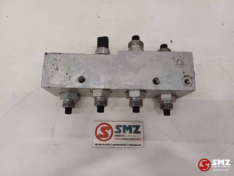 Caterpillar Hydraulic block Caterpillar - Hidraulika - Kravas automašīna: foto 5 Caterpillar Hydraulic block Caterpillar - Hidraulika - Kravas automašīna: foto 5