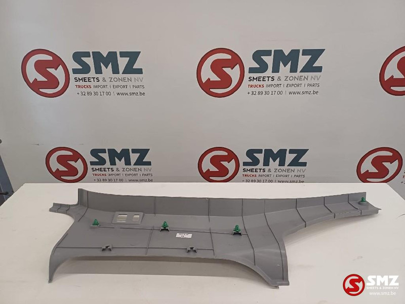 Caterpillar Lot of cabin parts Caterpillar - Kabīne un interjers - Kravas automašīna: foto 3 Caterpillar Lot of cabin parts Caterpillar - Kabīne un interjers - Kravas automašīna: foto 3