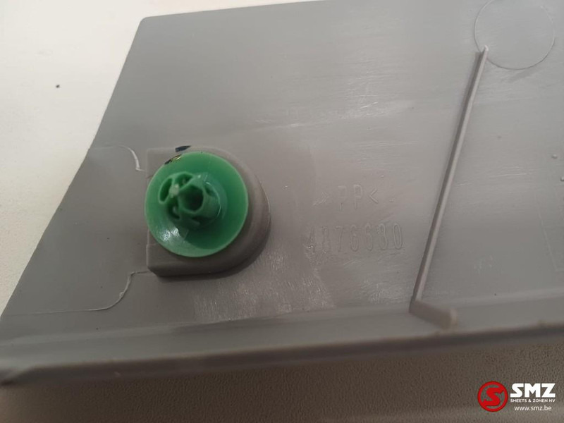 Caterpillar Lot of cabin parts Caterpillar - Kabīne un interjers - Kravas automašīna: foto 4 Caterpillar Lot of cabin parts Caterpillar - Kabīne un interjers - Kravas automašīna: foto 4