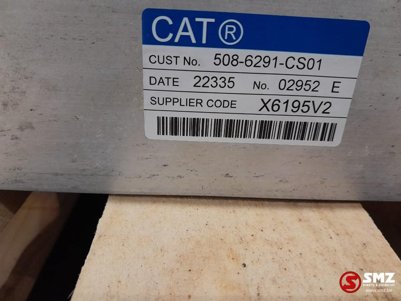 Caterpillar Radiator + hydraulic oil cooler Caterpillar - Radiators - Iekraušanas tehnika: foto 5 Caterpillar Radiator + hydraulic oil cooler Caterpillar - Radiators - Iekraušanas tehnika: foto 5