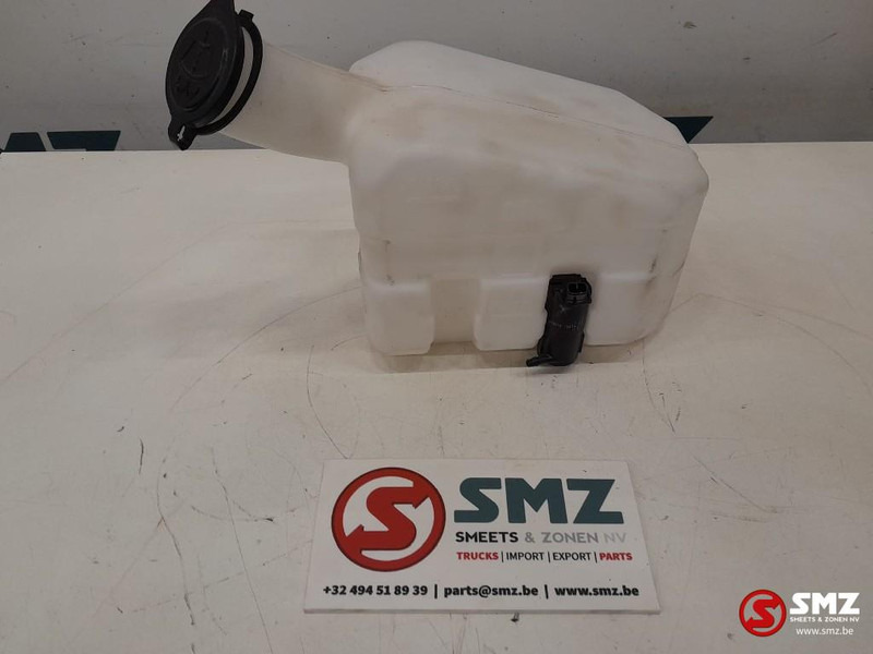 Caterpillar Window washer tank Caterpillar - Stikla tīrītājs - Iekraušanas tehnika: foto 1 Caterpillar Window washer tank Caterpillar - Stikla tīrītājs - Iekraušanas tehnika: foto 1