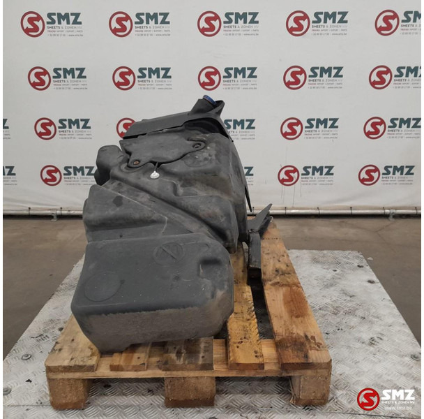 DAF Occ AdBluetank 90L + steunen DAF - Degvielas sistēma - Kravas automašīna: foto 4 DAF Occ AdBluetank 90L + steunen DAF - Degvielas sistēma - Kravas automašīna: foto 4