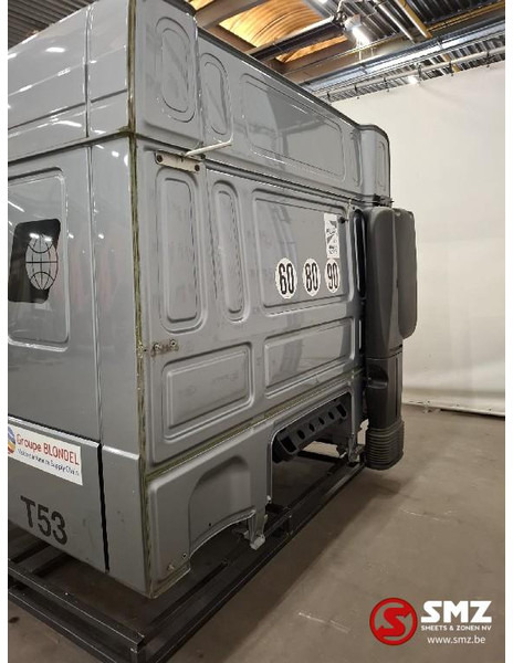 DAF Occ Cabine DAF XF106 facelift - Kabīne un interjers - Kravas automašīna: foto 3 DAF Occ Cabine DAF XF106 facelift - Kabīne un interjers - Kravas automašīna: foto 3