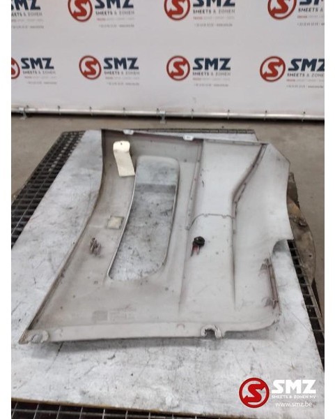 DAF Occ Koplamppaneel links DAF XF95-XF105 - Buferis - Kravas automašīna: foto 2 DAF Occ Koplamppaneel links DAF XF95-XF105 - Buferis - Kravas automašīna: foto 2