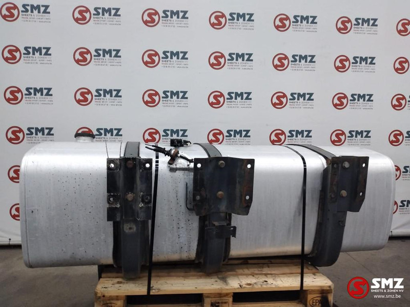 DAF Occ brandstoftank 750L DAF - Degvielas tvertne - Kravas automašīna: foto 2 DAF Occ brandstoftank 750L DAF - Degvielas tvertne - Kravas automašīna: foto 2