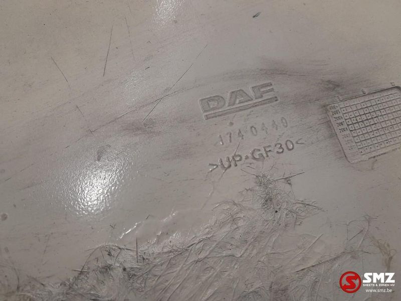 DAF Occ cabinespoiler links DAF XF 105 1740449 - Aerodinamika/ Spoileris - Kravas automašīna: foto 3 DAF Occ cabinespoiler links DAF XF 105 1740449 - Aerodinamika/ Spoileris - Kravas automašīna: foto 3