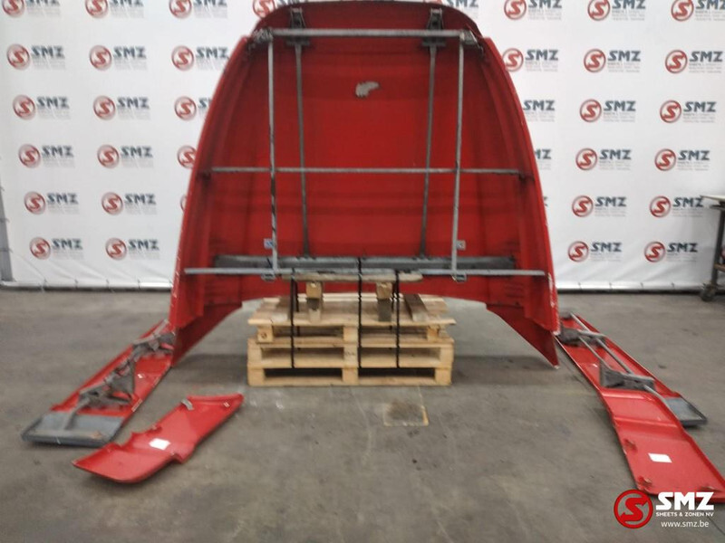 DAF Occ cabinespoilerset DAF XF 105 - Aerodinamika/ Spoileris - Kravas automašīna: foto 3 DAF Occ cabinespoilerset DAF XF 105 - Aerodinamika/ Spoileris - Kravas automašīna: foto 3
