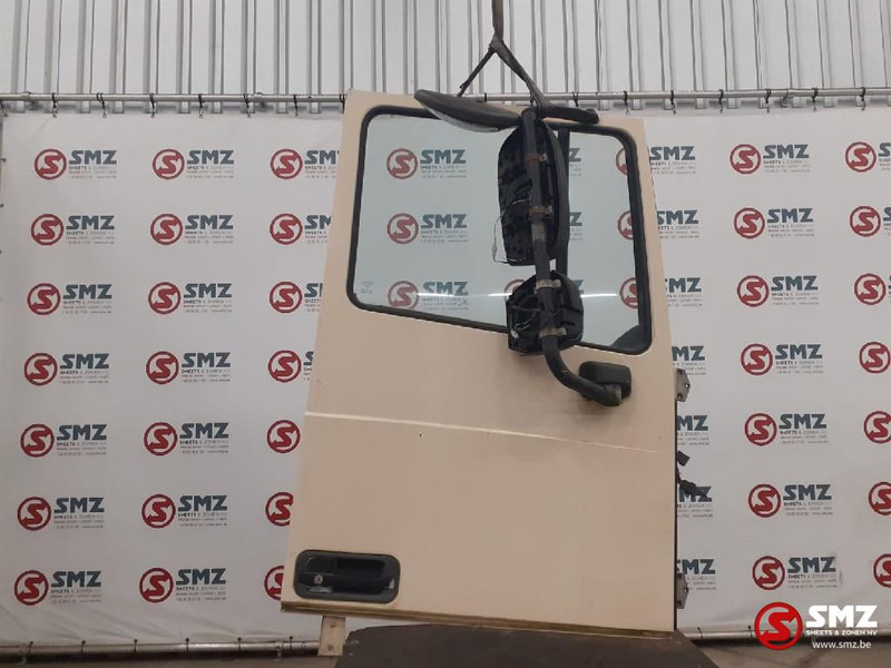 DAF Occ deur rechts DAF - Durvis un rezerves daļas - Kravas automašīna: foto 1 DAF Occ deur rechts DAF - Durvis un rezerves daļas - Kravas automašīna: foto 1