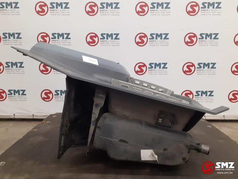 DAF Occ opstapbak links DAF - Kabīne un interjers - Kravas automašīna: foto 5 DAF Occ opstapbak links DAF - Kabīne un interjers - Kravas automašīna: foto 5