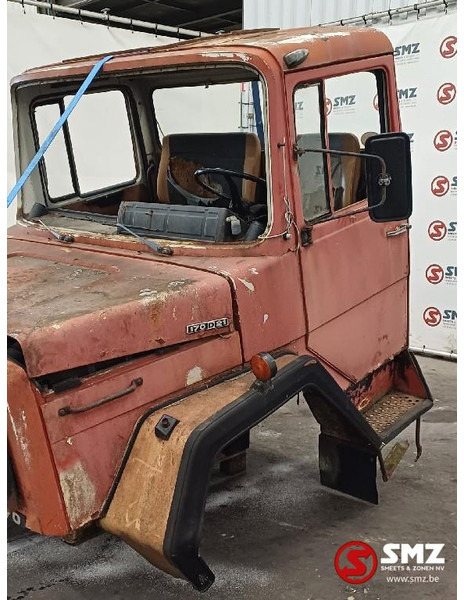 Deutz Occ cabine 170D21 Deutz Magirus - Kabīne un interjers - Kravas automašīna: foto 3 Deutz Occ cabine 170D21 Deutz Magirus - Kabīne un interjers - Kravas automašīna: foto 3