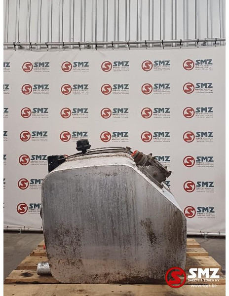 Diversen Occ hydraulische tank HT-200 Hydraultankar - Hidrauliskā tvertne - Kravas automašīna: foto 4 Diversen Occ hydraulische tank HT-200 Hydraultankar - Hidrauliskā tvertne - Kravas automašīna: foto 4