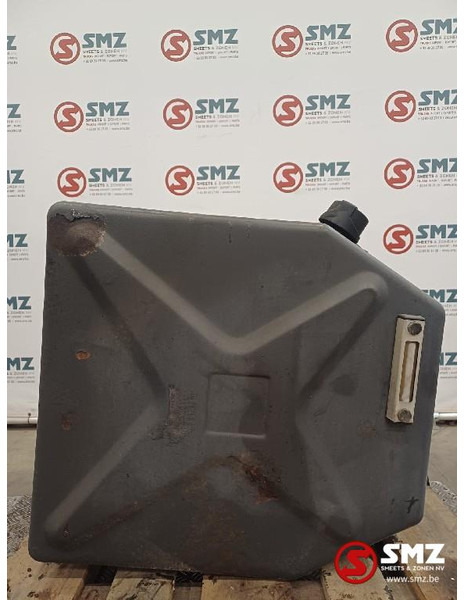 Hiab Occ hydraulische tank 200L Hiab - Hidrauliskā tvertne - Kravas automašīna: foto 4 Hiab Occ hydraulische tank 200L Hiab - Hidrauliskā tvertne - Kravas automašīna: foto 4