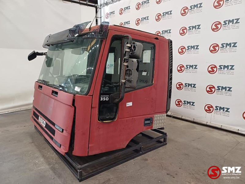 Iveco Occ Cabine Iveco Trakker - Kabīne un interjers - Kravas automašīna: foto 3 Iveco Occ Cabine Iveco Trakker - Kabīne un interjers - Kravas automašīna: foto 3