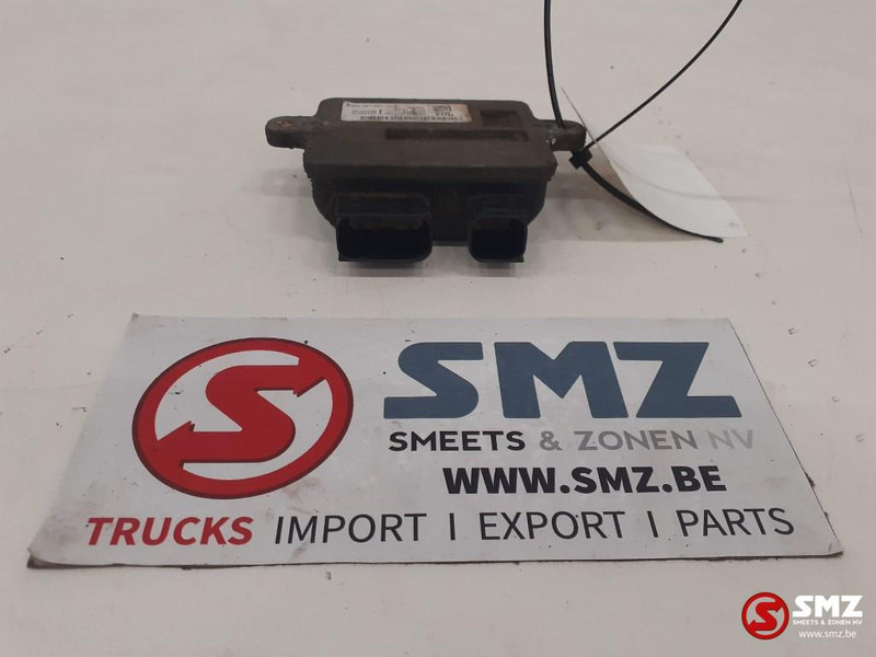 Iveco Occ ECU NH3 besturingseenheid Iveco - Elektroniskais vadības bloks (ECU) - Kravas automašīna: foto 2 Iveco Occ ECU NH3 besturingseenheid Iveco - Elektroniskais vadības bloks (ECU) - Kravas automašīna: foto 2