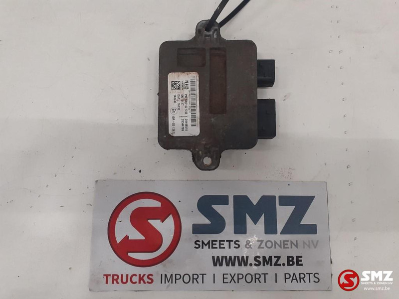 Iveco Occ ECU NH3 besturingseenheid Iveco - Elektroniskais vadības bloks (ECU) - Kravas automašīna: foto 3 Iveco Occ ECU NH3 besturingseenheid Iveco - Elektroniskais vadības bloks (ECU) - Kravas automašīna: foto 3