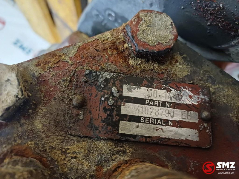 Iveco Occ Stuurhuis Iveco - Stūres mehānisms - Kravas automašīna: foto 5 Iveco Occ Stuurhuis Iveco - Stūres mehānisms - Kravas automašīna: foto 5