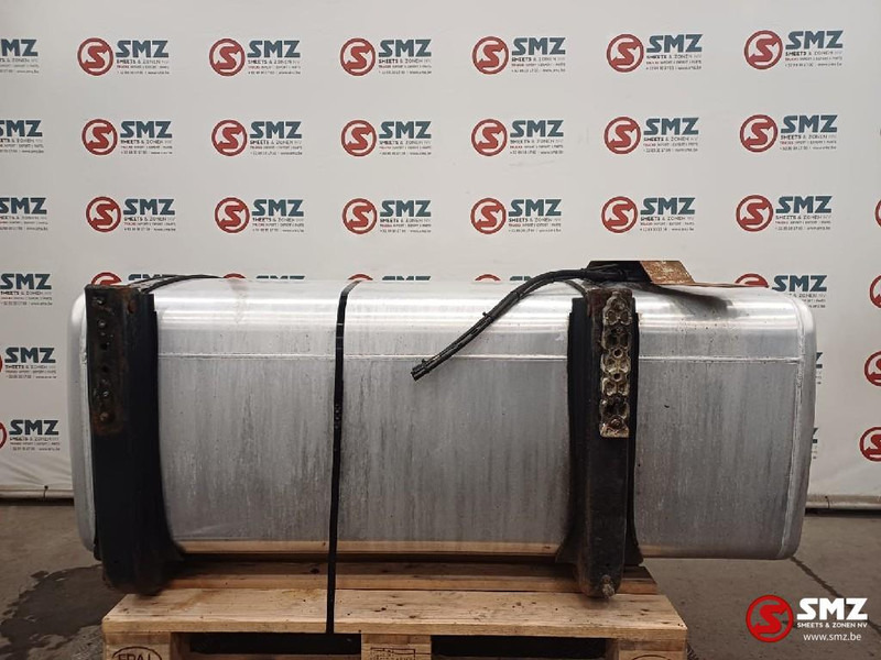 Iveco Occ brandstoftank 600L Iveco - Degvielas tvertne - Kravas automašīna: foto 2 Iveco Occ brandstoftank 600L Iveco - Degvielas tvertne - Kravas automašīna: foto 2