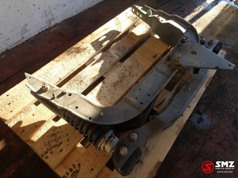 Iveco Occ cabine ophanging achter - Kabīnes piekare - Kravas automašīna: foto 3 Iveco Occ cabine ophanging achter - Kabīnes piekare - Kravas automašīna: foto 3