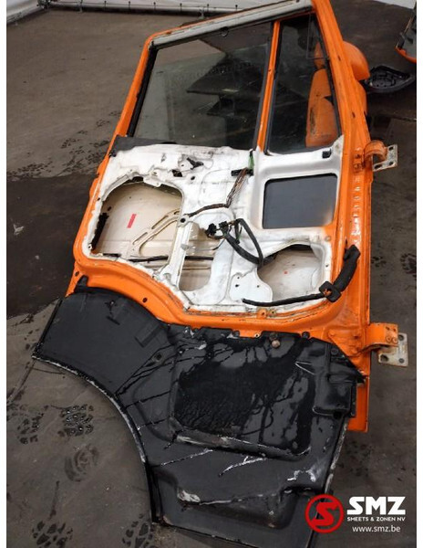 Iveco Occ deur links Iveco - Durvis un rezerves daļas - Kravas automašīna: foto 2 Iveco Occ deur links Iveco - Durvis un rezerves daļas - Kravas automašīna: foto 2