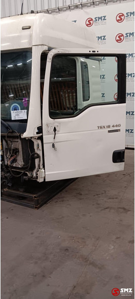 MAN Occ Cabine compleet MAN TGX - Kabīne un interjers - Kravas automašīna: foto 3 MAN Occ Cabine compleet MAN TGX - Kabīne un interjers - Kravas automašīna: foto 3