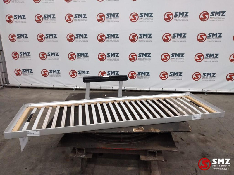 MAN Occ benedenbed MAN TGX 81621596369 - Kabīne un interjers - Kravas automašīna: foto 1 MAN Occ benedenbed MAN TGX 81621596369 - Kabīne un interjers - Kravas automašīna: foto 1