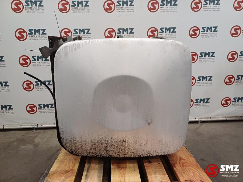 MAN Occ brandstoftank met steunen 250 L MAN - Degvielas tvertne - Kravas automašīna: foto 3 MAN Occ brandstoftank met steunen 250 L MAN - Degvielas tvertne - Kravas automašīna: foto 3