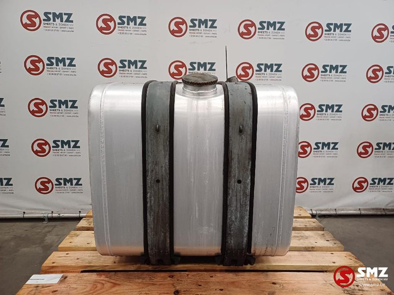 MAN Occ brandstoftank met steunen 250 L MAN - Degvielas tvertne - Kravas automašīna: foto 1 MAN Occ brandstoftank met steunen 250 L MAN - Degvielas tvertne - Kravas automašīna: foto 1