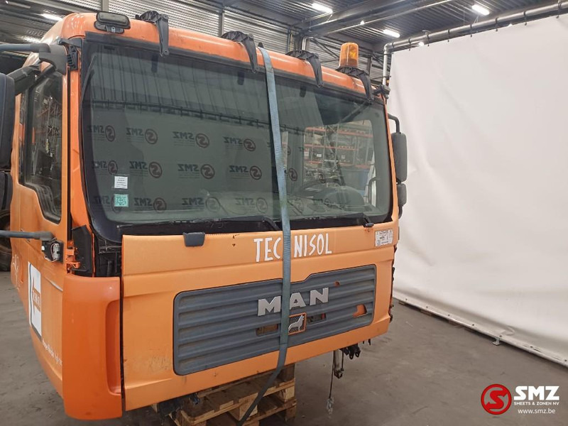 MAN Occ cabine MAN - Kabīne un interjers - Kravas automašīna: foto 1 MAN Occ cabine MAN - Kabīne un interjers - Kravas automašīna: foto 1
