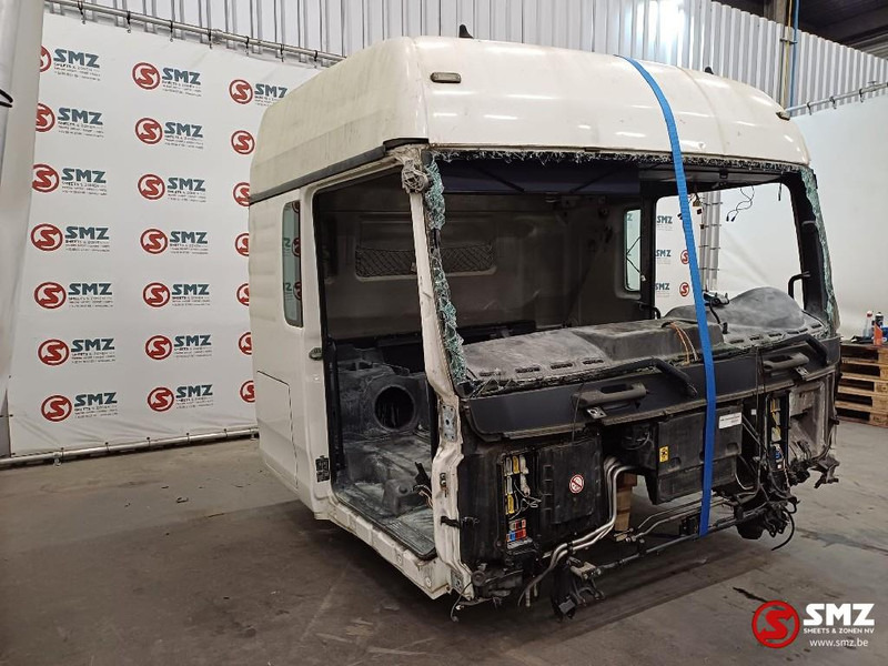 MAN Occ cabine MAN TGX EURO 6 - Kabīne un interjers - Kravas automašīna: foto 2 MAN Occ cabine MAN TGX EURO 6 - Kabīne un interjers - Kravas automašīna: foto 2