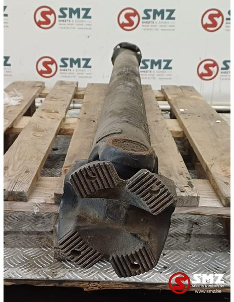 MAN Occ cardanas MAN - Pusass - Kravas automašīna: foto 4 MAN Occ cardanas MAN - Pusass - Kravas automašīna: foto 4