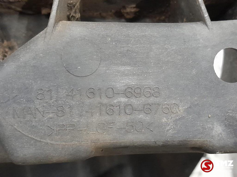 MAN Occ koplampbehuizing rechts MAN - Tuvās gaismas - Kravas automašīna: foto 3 MAN Occ koplampbehuizing rechts MAN - Tuvās gaismas - Kravas automašīna: foto 3