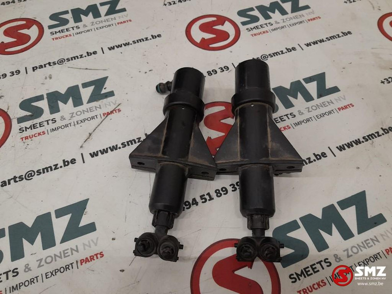 MAN Occ set van 2 koplampsproeiers MAN - Kabīne un interjers - Kravas automašīna: foto 2 MAN Occ set van 2 koplampsproeiers MAN - Kabīne un interjers - Kravas automašīna: foto 2