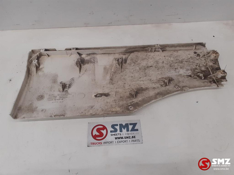 MAN Occ spatbord links MAN - Virsbūve un ārpuse - Kravas automašīna: foto 2 MAN Occ spatbord links MAN - Virsbūve un ārpuse - Kravas automašīna: foto 2