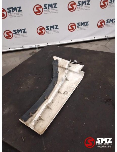 MAN Occ spatbord vooraan rechts MAN TGX 81664100306 81 - Virsbūve un ārpuse - Kravas automašīna: foto 2 MAN Occ spatbord vooraan rechts MAN TGX 81664100306 81 - Virsbūve un ārpuse - Kravas automašīna: foto 2