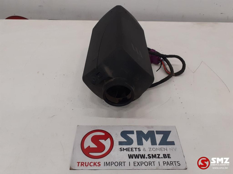 MAN Occ standverwarming Airtronic D2 MAN - Apsilde/ Ventilācija - Kravas automašīna: foto 3 MAN Occ standverwarming Airtronic D2 MAN - Apsilde/ Ventilācija - Kravas automašīna: foto 3