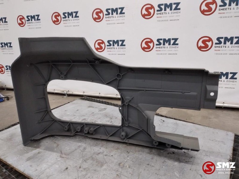 Mercedes-Benz Bumperhoek Mercedes Axor links - Bufera stūris - Kravas automašīna: foto 2 Mercedes-Benz Bumperhoek Mercedes Axor links - Bufera stūris - Kravas automašīna: foto 2