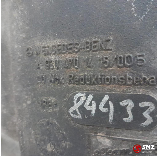 Mercedes-Benz Occ AdBluetank 95L Mercedes - Degvielas sistēma - Kravas automašīna: foto 5 Mercedes-Benz Occ AdBluetank 95L Mercedes - Degvielas sistēma - Kravas automašīna: foto 5