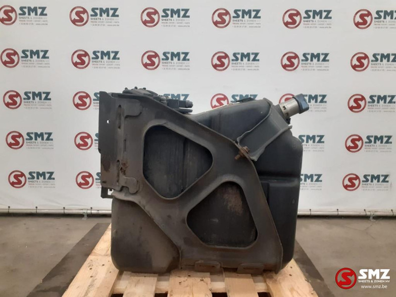 Mercedes-Benz Occ AdBluetank Mercedes - Degvielas sistēma - Kravas automašīna: foto 1 Mercedes-Benz Occ AdBluetank Mercedes - Degvielas sistēma - Kravas automašīna: foto 1