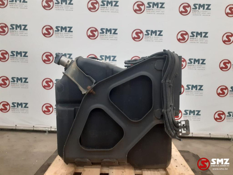 Mercedes-Benz Occ AdBluetank Mercedes - Degvielas sistēma - Kravas automašīna: foto 2 Mercedes-Benz Occ AdBluetank Mercedes - Degvielas sistēma - Kravas automašīna: foto 2