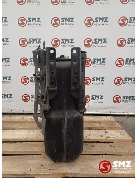 Mercedes-Benz Occ AdBluetank Mercedes - Degvielas sistēma - Kravas automašīna: foto 4 Mercedes-Benz Occ AdBluetank Mercedes - Degvielas sistēma - Kravas automašīna: foto 4