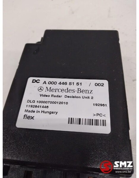 Mercedes-Benz Occ ECU video radar Mercedes Actros Euro 6 A000446 - Elektroniskais vadības bloks (ECU) - Kravas automašīna: foto 2 Mercedes-Benz Occ ECU video radar Mercedes Actros Euro 6 A000446 - Elektroniskais vadības bloks (ECU) - Kravas automašīna: foto 2