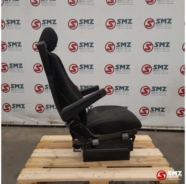 Mercedes-Benz Occ bijrijdersstoel Mercedes - Kabīne un interjers - Kravas automašīna: foto 3 Mercedes-Benz Occ bijrijdersstoel Mercedes - Kabīne un interjers - Kravas automašīna: foto 3