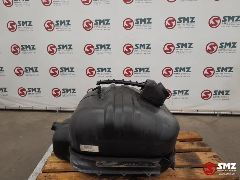 Mercedes-Benz Occ brandstoftank 125L Mercedes - Degvielas tvertne - Kravas automašīna: foto 4 Mercedes-Benz Occ brandstoftank 125L Mercedes - Degvielas tvertne - Kravas automašīna: foto 4